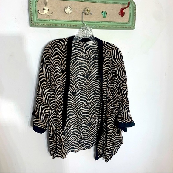 Jaclyn Smith zebra animal print short sleeve open front kimono cardigan large - Picture 1 of 5